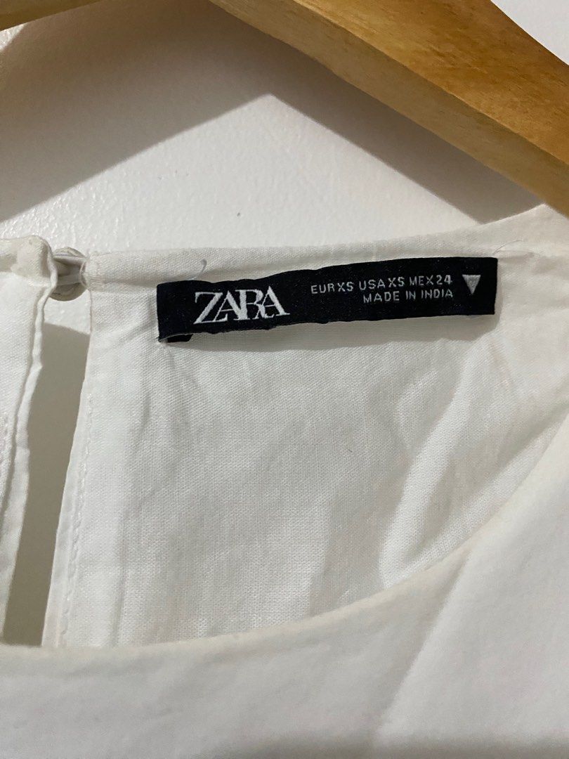 Zara White Dress (Category: Dresses) located in Kawit. Submitted by ck.ph (Listing ID 1381594517, Image 2). Description: Size: XS (Fits Medium) Price: 800 Location: Cavite.