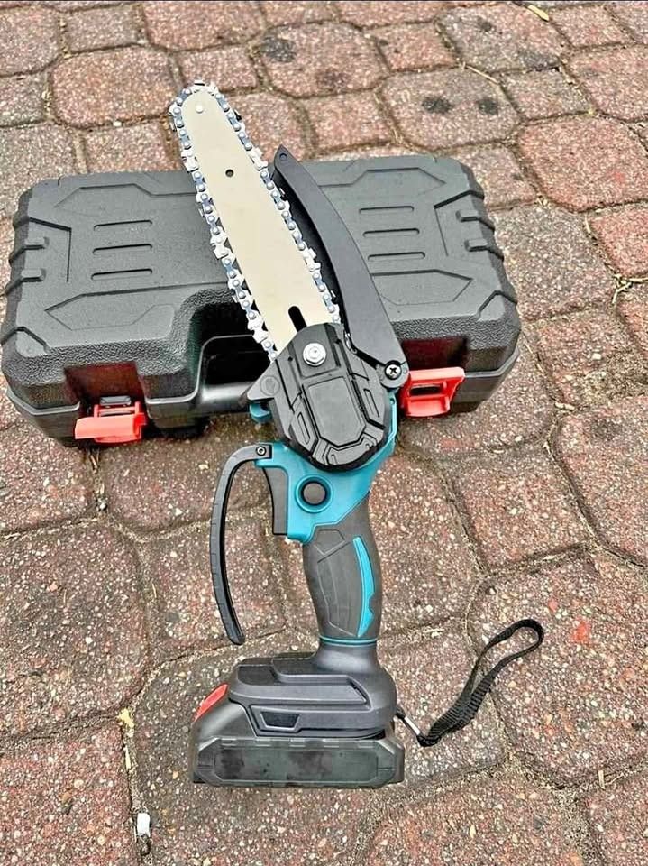 ✅6 inch chainsaw 6 Inch Portable Electric Chainsaw Cordless Small Handheld Chain saw (Category: Tools & DIY) located in Dandenong. Submitted by livefox_f92570 (Listing ID 1378221235, Image 1). Description: New in Box Pickup from the warehouse location in Dandenong is open from 10am-6pm. Shipping is available for $12.50. .