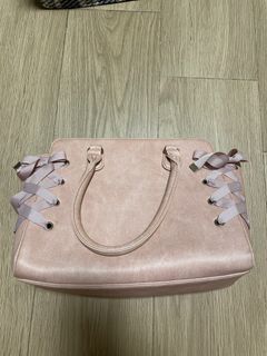 （分類：）位於 。 由 flames.c 提交（商品編號 1378328736，圖片 1）。簡介： 。