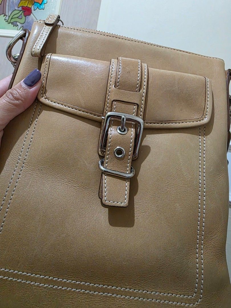 Auth Coach Hampton Swing Crossbody Bag (Category: Luxury Bags & Wallets) located in Las Pinas. Submitted by andthelike (Listing ID 1378302113, Image 3). Description: Auth Coach Hampton Swing Crossbody Bag cutesie nito silver hardwares small size nude color leather vintage coach sling with back pocket clean inside and out.