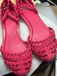 (Category: ) located in . Submitted by mi.kae (Listing ID 1378266646, Image 1). Description: .