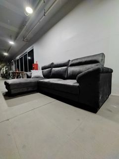(Category: ) located in . Submitted by thefurnitureoutletsg (Listing ID 1378280956, Image 1). Description: .