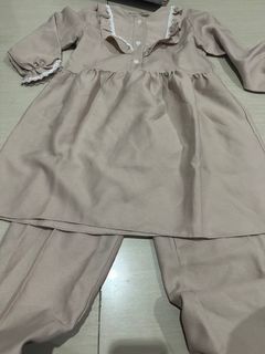 (Kategori: ) berada di . Dikirim oleh klambi_prelovedqeyna (ID iklan 1378220707, Gambar 1). Deskripsi: .