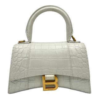 (Category: ) located in . Submitted by carousellluxury (Listing ID 1365672892, Image 1). Description: .