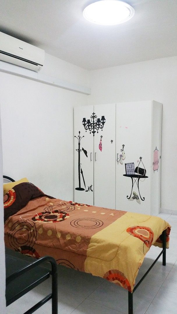 Blk 564 Ang Mo Kio Ave 3  Whole Unit 3.5 Room Corner Unit - Clean & Spacious63108836243714112