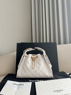 (Kategori: ) berada di . Dikirim oleh amiinah_by_ry10 (ID iklan 1378178963, Gambar 1). Deskripsi: .