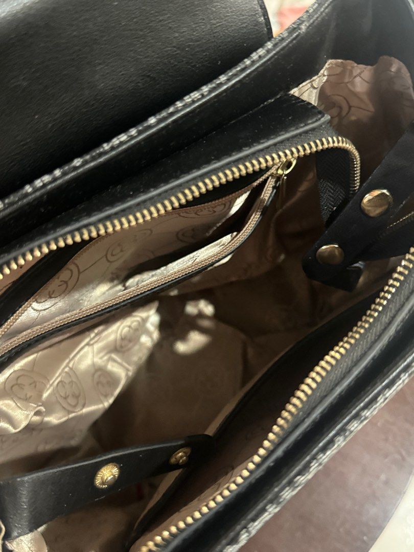CLN Black Backpack (Category: Backpacks) located in Caloocan City. Submitted by tkqtty (Listing ID 1378197359, Image 3). Description: - Authentic - With original CLN plastic & paper bag - Na store kaya medyo may mga bakbak, don’t expect to high on it na lang po - Inside was clean, no sign of any damages - I can send more photos (up to 10 lang kasi ang pwede i-post) - We can negotiate naman just message :).