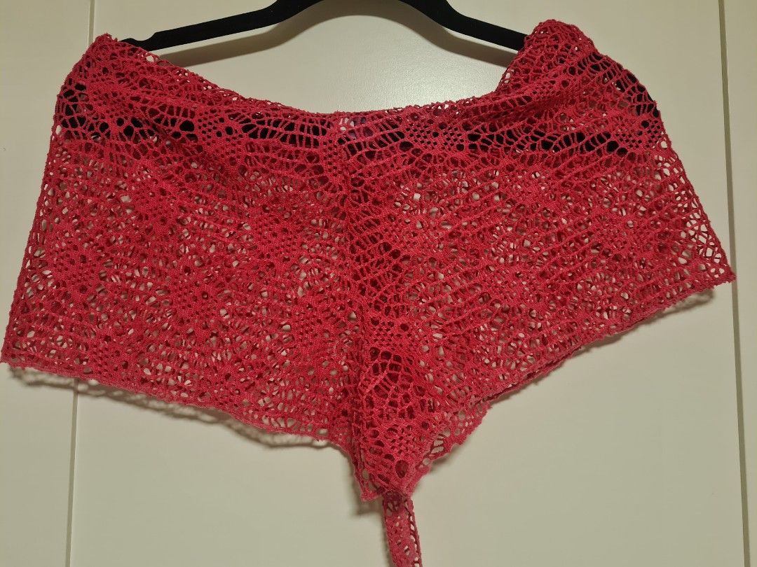 Coverup short swimwear (Category: Bikinis & Swimsuits) located in Las Pinas. Submitted by thegentlethread (Listing ID 1378331158, Image 2). Description: bought in SM dept store size small fushia pink no when worn no issue, just declutering non stretchable.