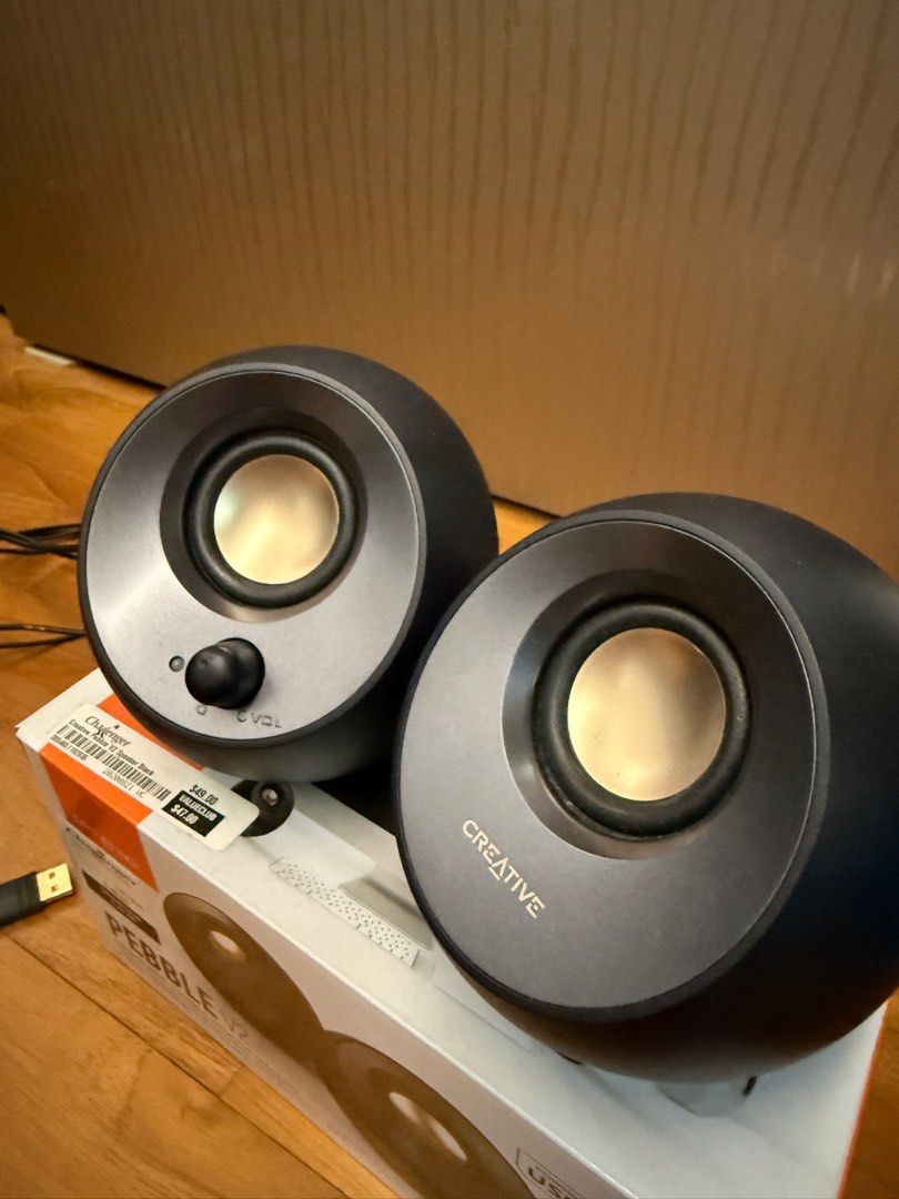 Creative Pebble V2 USB-C Desktop Speakers63205304270593112