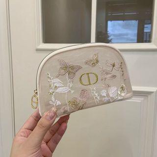 DIOR贈品刺繡蝴蝶貝殼化妝包  尺寸：19*12cm64246337283841110