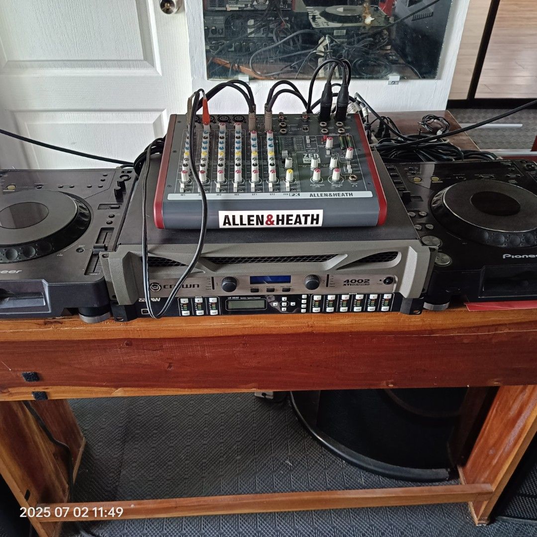 DJ System (Category: Other Audio Equipment) located in Calasiao. Submitted by anthonypeter (Listing ID 1378183757, Image 1). Description: Pioneer CDJ EAW self powered speakers 15 inch EAW subwoofer Crown amp EAW signal processor Allen Heath mixer Comes with all cables 450k negotiable.