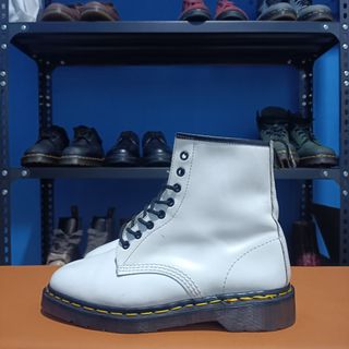 (Kategori: ) berada di . Dikirim oleh studio_kira.kira (ID iklan 1378163957, Gambar 1). Deskripsi: .