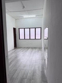 (Category: ) located in . Submitted by cabunga (Listing ID 1377962010, Image 1). Description: .