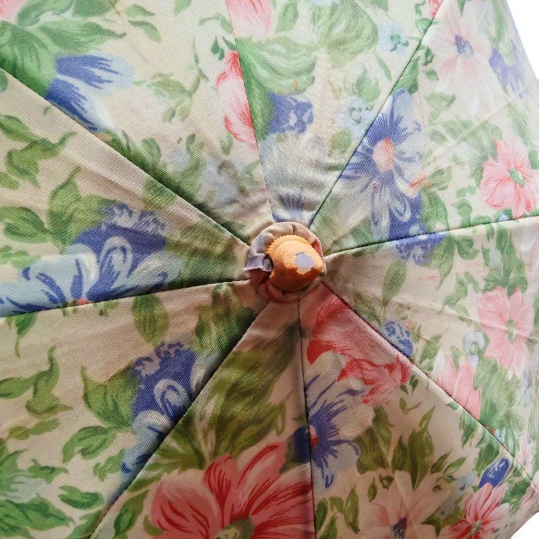 Folding umbrella japan surplus manual (Category: Umbrellas) located in Quezon City. Submitted by plantcorner (Listing ID 1378216269, Image 3). Description: With sign of used pero quality po at matibay.
