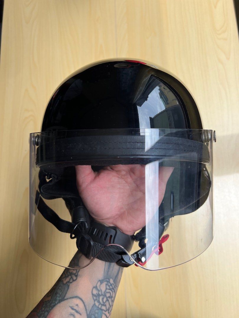 Harve HS-2 half face Japan Helmet (Category: Caps & Hats) located in Baguio. Submitted by the_nuke (Listing ID 1378180726, Image 2). Description: Hanke Japan helmet, almost new used twice. 2500 plus shipping. Comes with original box. .