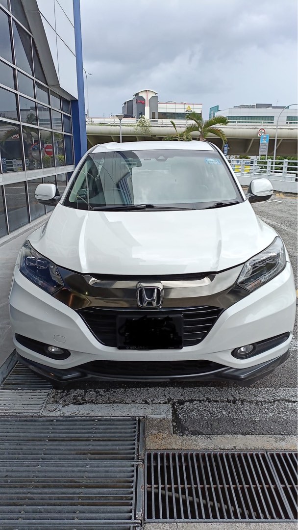 Honda Vezel Hybrid (PHV ready) (Category: Car Rental) located in Singapore. Submitted by mlky621 (Listing ID 1378218904, Image 1). Description: High spec model with Honda sensing. Deposit $500 and 1 week rental. Cdw optional. Minimum 3 months. Strictly no blacklist. .
