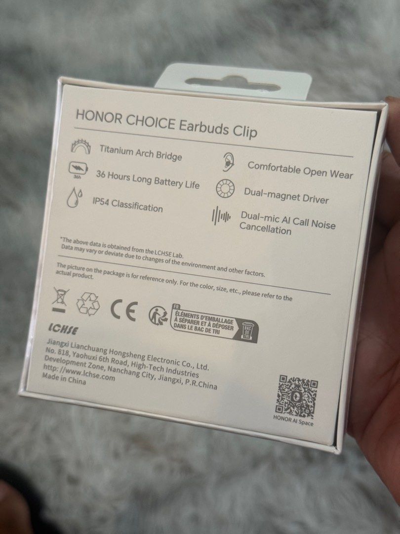 HONOR CHOICE Earbuds Clip (Category: Earphones) located in Makati City. Submitted by bloggerrific (Listing ID 1378321530, Image 3). Description: Original 4,500.HONOR CHOICE Earbuds Clip. Sealed..