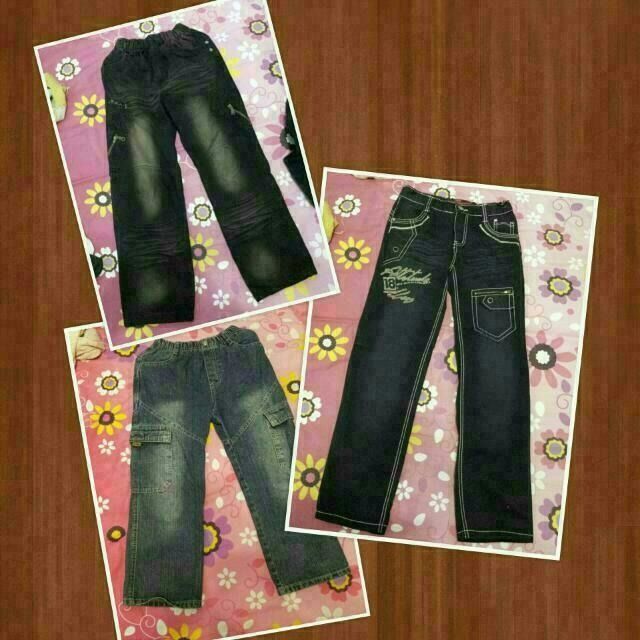 [INSTOCKS] Preloved Kids Pants for Boys (Category: Babies & Kids Fashion) located in Singapore. Submitted by yourdailytrends (Listing ID 1378215271, Image 1). Description: Price: $18 each Condition: 9/10 (lightly used) Measurement: Brown: Waist 21cm-35cm (elastic waistband), Length 84cm. Blue (left): 23-33cm across (elastic waistband), Length 72cm. Blue (right): (Size 28) Waist 35cm across, Length 92cm. *Due to manual measurement, kindly allow 1–