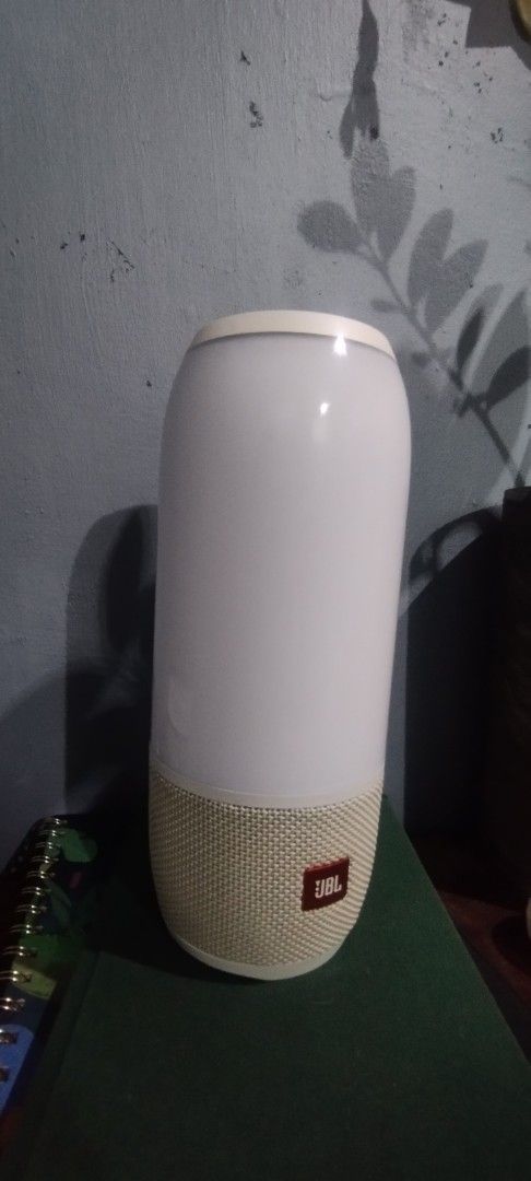 Jbl pulse 3 (Category: Soundbars, Speakers & Amplifiers) located in Caloocan City. Submitted by exchano (Listing ID 1378302580, Image 1). Description: kita po sa pic may konting flaws sa power on button and sa light button nya pero maayos po ito. fix na po sa 2700. caloocan c3 petron po pickup salamat po.