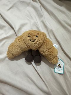 (Category: ) located in . Submitted by prawnsprawns (Listing ID 1378223654, Image 1). Description: .