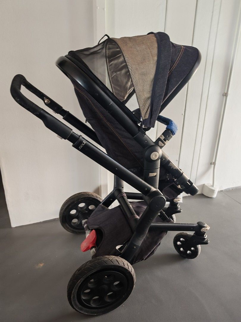 Joolz Day Stroller - Denim Noir (Category: Strollers) located in Singapore. Submitted by ddeee88 (Listing ID 1378220924, Image 1). Description: - Sturdy built with good seat height - Smooth, comfortable ride for child - Ideal for rides to/from childcare/jog with parents at the park - Sun canopy and rain cover included.