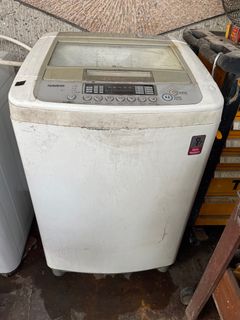 (Category: ) located in . Submitted by declutter.rae (Listing ID 1378188376, Image 1). Description: .
