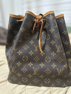 (Category: ) located in . Submitted by gr8brands4less (Listing ID 1378280336, Image 1). Description: .