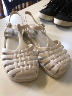(Kategori: ) berada di . Dikirim oleh tess.preloved (ID iklan 1378171683, Gambar 1). Deskripsi: .