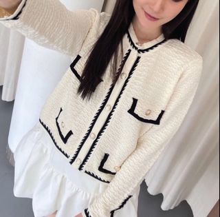 (Kategori: ) berada di . Dikirim oleh treasurerella (ID iklan 1378283754, Gambar 1). Deskripsi: .
