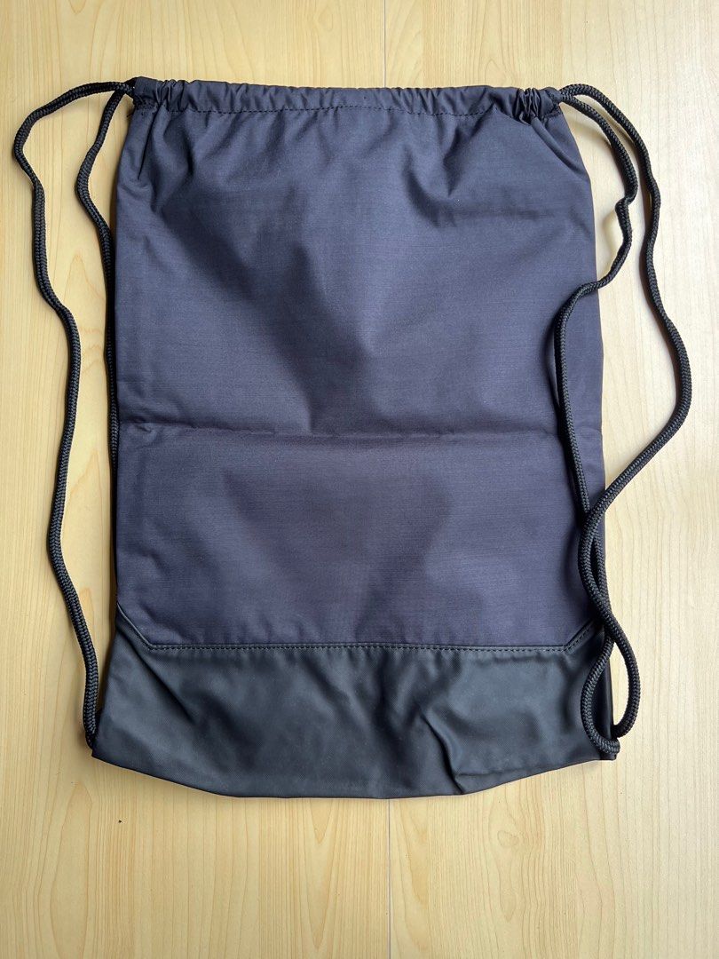Nike bag (Category: Backpacks) located in Baguio. Submitted by the_nuke (Listing ID 1378189146, Image 2). Description: Never been used..