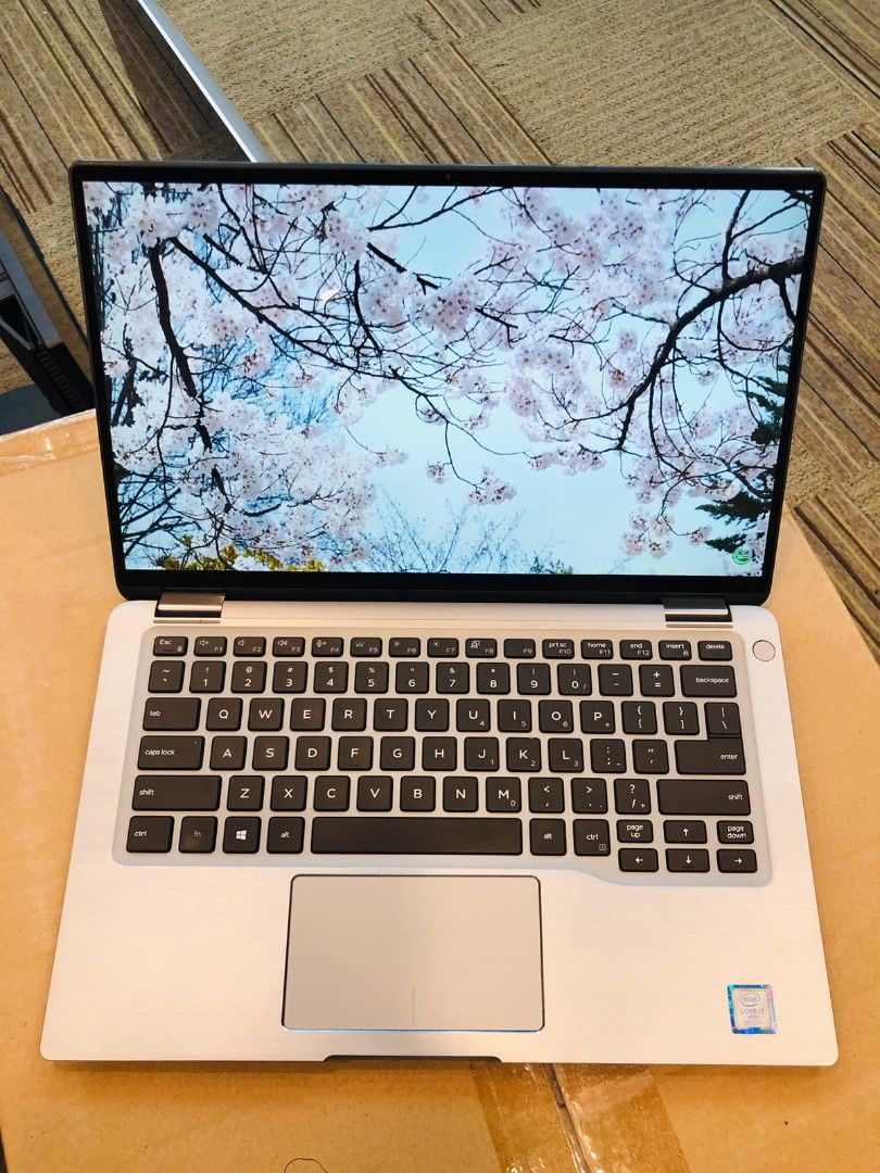 Offer🔥Touch screen core i7 2 in 1 Dell lattitude laptop pristine condition no issue with warrenty (Category: Laptops & Notebooks) located in Singapore. Submitted by rafa53 (Listing ID 1378196363, Image 1). Description: ✅Model Dell lattitude 7400 ✅intel core i7 ✅8th Generation ✅Ram 16gb ✅ssd 512gb ✅Led 13.3 inches TOUCHSCREENS 2-in-1, 13.3 inch Ram 16gb ssd 256gb $420 Ram 16GB SSD 512GB $465 Ram 16GB SSD 1TB $510 ✅Wi-Fi webcam Bluetooth ✅light we
