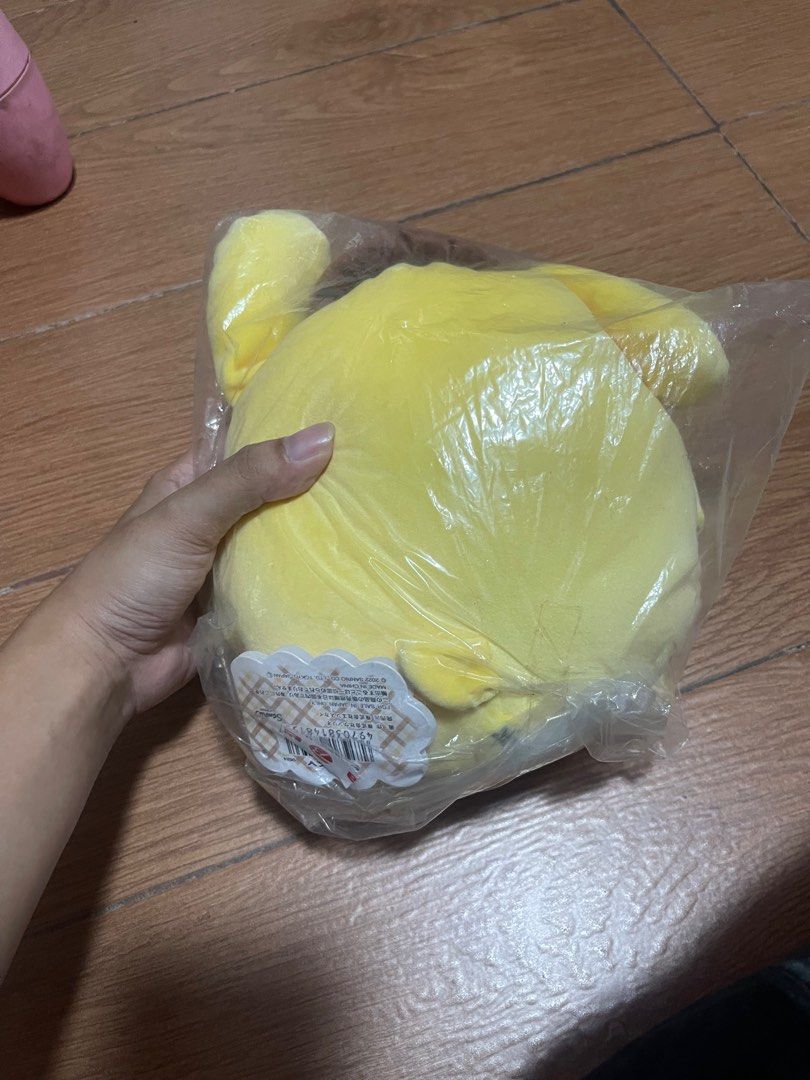 Pompompurin Medium Plush (Category: Plushies & Soft Toys) located in Quezon City. Submitted by regtailtherapy (Listing ID 1378259131, Image 2). Description: Got this in Japan! Still w tag..
