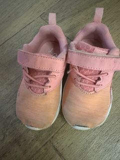 （分類：）位於 。 由 sallypui 提交（商品編號 1378311082，圖片 1）。簡介： 。