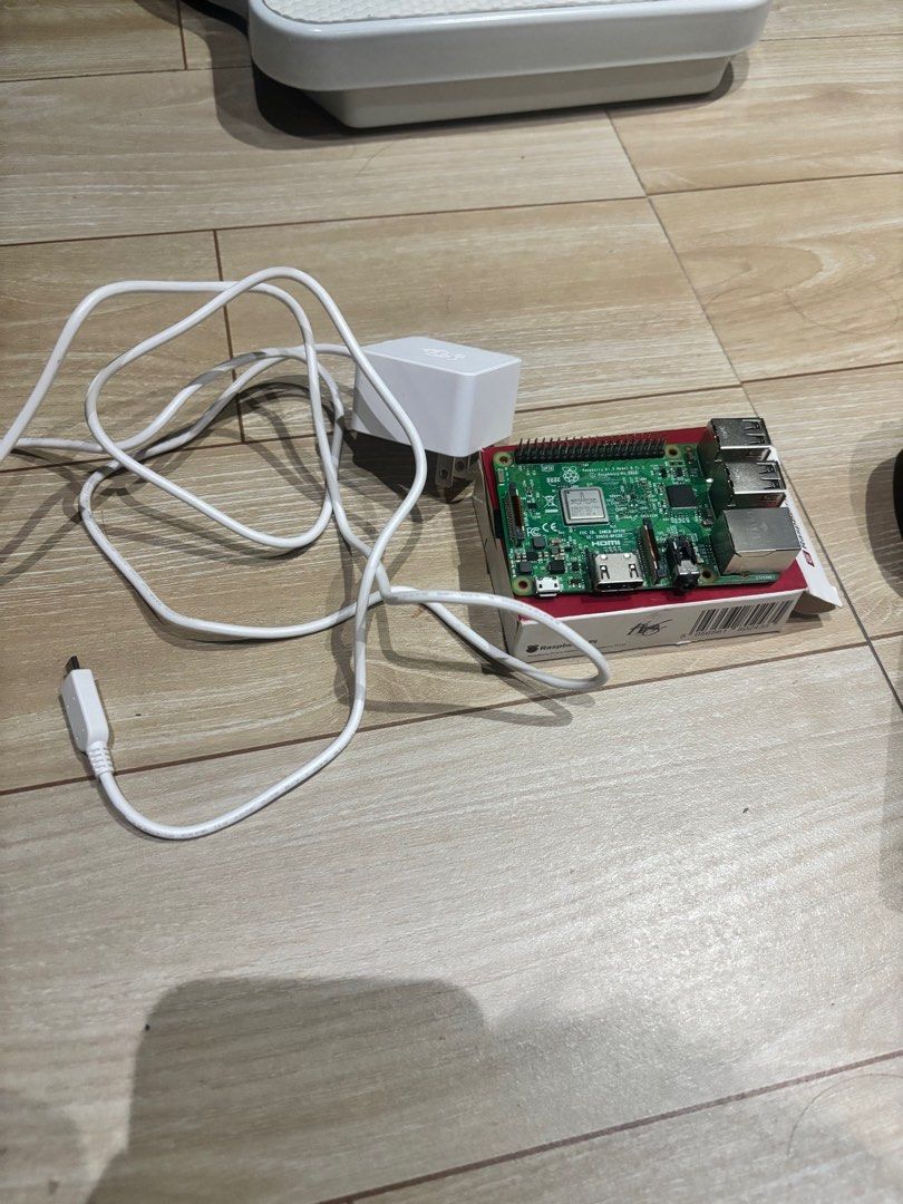 Raspberry Pi 3b with Power Source (Category: Other Accessories) located in Pasay City. Submitted by darvindc (Listing ID 1378260344, Image 1). Description: Raspberry Pi 3 With Power source and SD Card ₱3000 take all.
