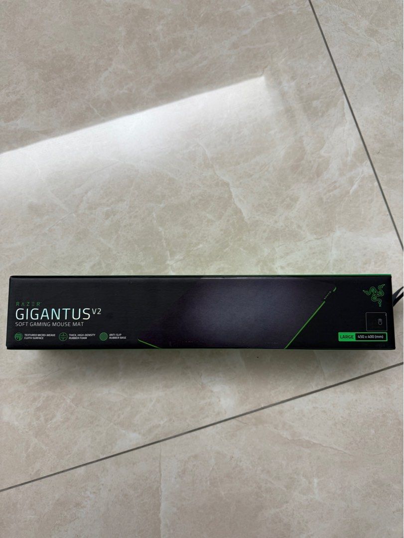 由 lun2828 (刊登 ID 1378230831，圖片 1) 提交，位於 台中市 (Taichung) 的 RAZER gigantus v2 巨甲蟲滑鼠墊large (類別：電腦滑鼠及相關產品)，說明：L:450*400*3公釐。