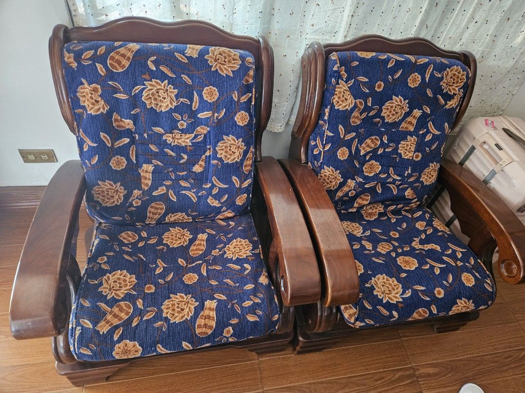 Real Mahogany sofa set (Category: Sofas) located in Manila. Submitted by faye.tuscano (Listing ID 1378295565, Image 2). Description: Real Mahogany sofa set! You'll be getting: 1pc 3-seater sofa 2pcs 1-seater sofa 1pc center table - rectangle with glass top 2pcs side table - square with glass top plus free balustrade :) RFS: renovation and change of interior design Price is 20k, can give huge discount for sure buyers. Pick-up / lalamove c/o buyer 