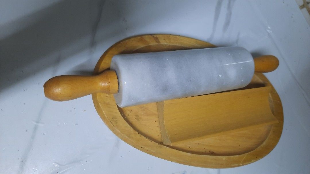 Rolling pin 11x2" marble New Japan (Category: Bakeware) located in Manila. Submitted by luckycharm_215 (Listing ID 1378284592, Image 2). Description: New,heavy marble rolling pin.