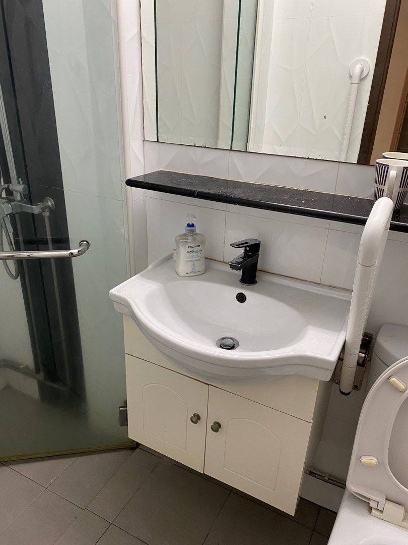 Room rental with Modern Kitchen and Bathroom63108835887617111