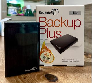 Seagate Backup Plus64079215240833110