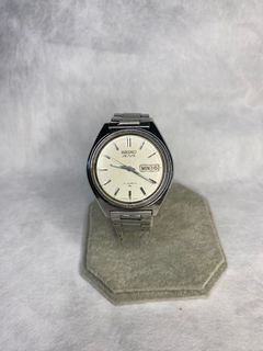 (Category: ) located in . Submitted by watchgoodhobbies (Listing ID 1378329353, Image 1). Description: .