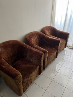 (Category: ) located in . Submitted by yeeezzat (Listing ID 1378216505, Image 1). Description: .