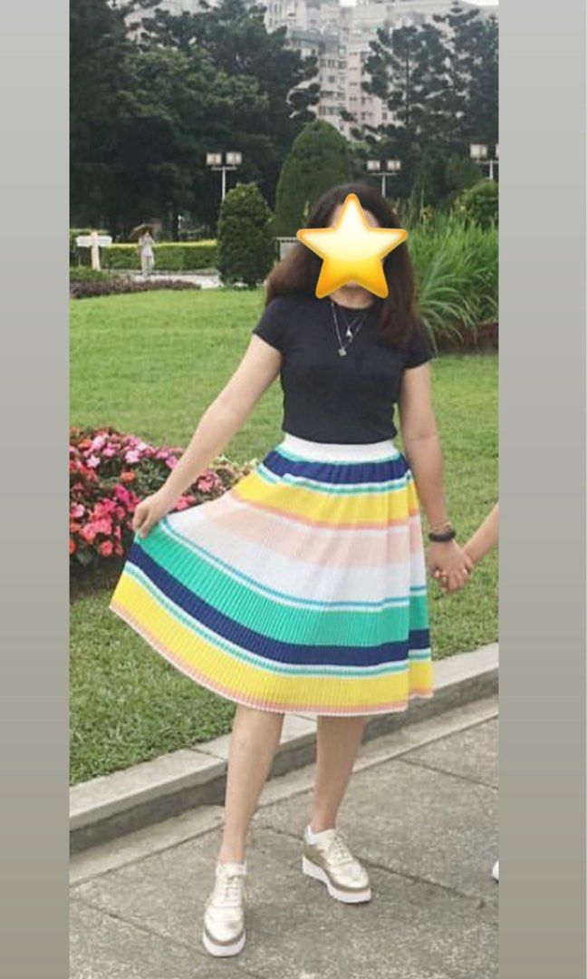 Skirt (Category: Skirts) located in Quezon City. Submitted by 2ndtake (Listing ID 1377779761, Image 3). Description: Very nice rainbow print. Accordion pleats. The garter just needs to be replaced if you have smaller waist. Otherwise it’s ready to wear. .