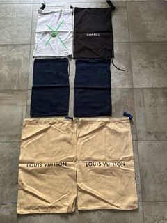 (Category: ) located in . Submitted by yinluvsbear (Listing ID 1378192871, Image 1). Description: .