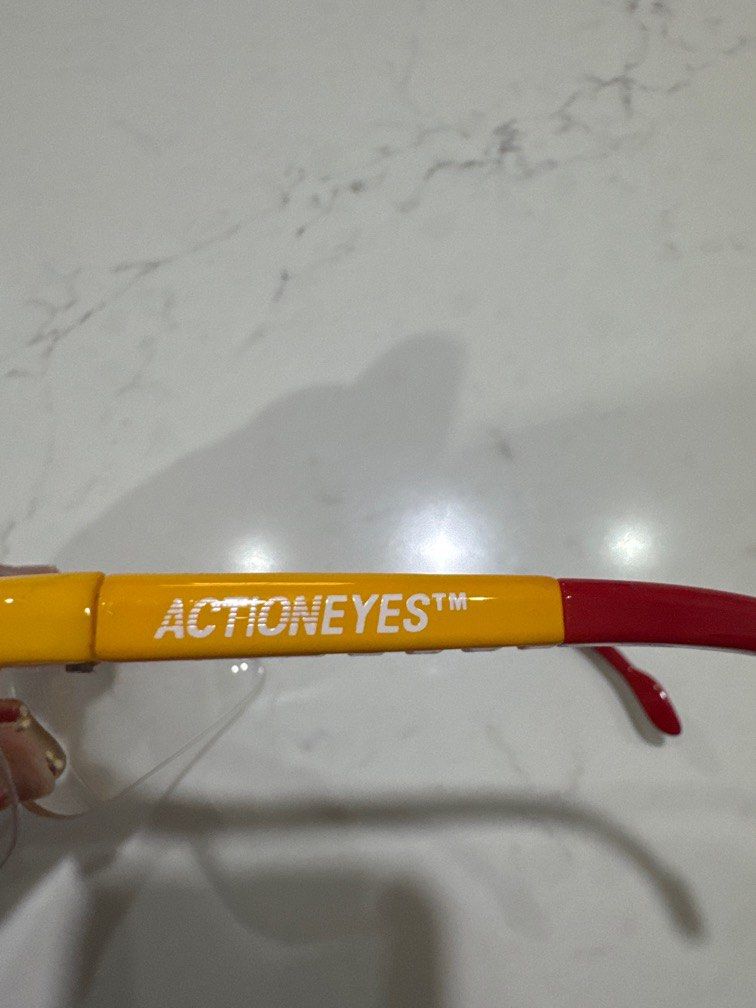 Sports Safety Glasses (Category: Sunglasses & Eyewear) located in Makati City. Submitted by gabdee (Listing ID 1378171440, Image 3). Description: .