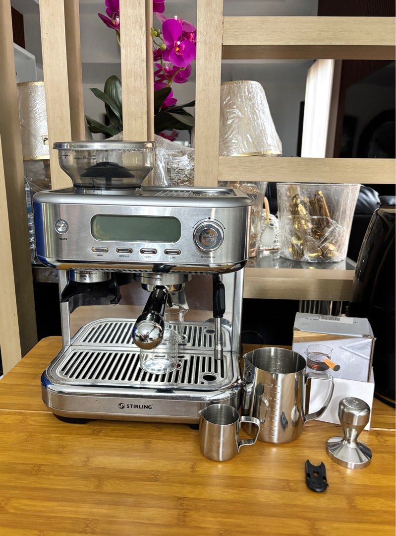 Stirling espresso machine affordable espresso machine affordable coffee machine (Category: Coffee Machines & Makers) located in Pulilan. Submitted by sebbii (Listing ID 1378236499, Image 2). Description: Ptpa STIRLING ESPRESSO MACHINE WITH GRINDER 19 Bar -58 MM Portafilter standard Inclusions -2 milk jug -Pin for steam wand -tamper -single and double basket ☕️with service warranty ☕️basic Demo.