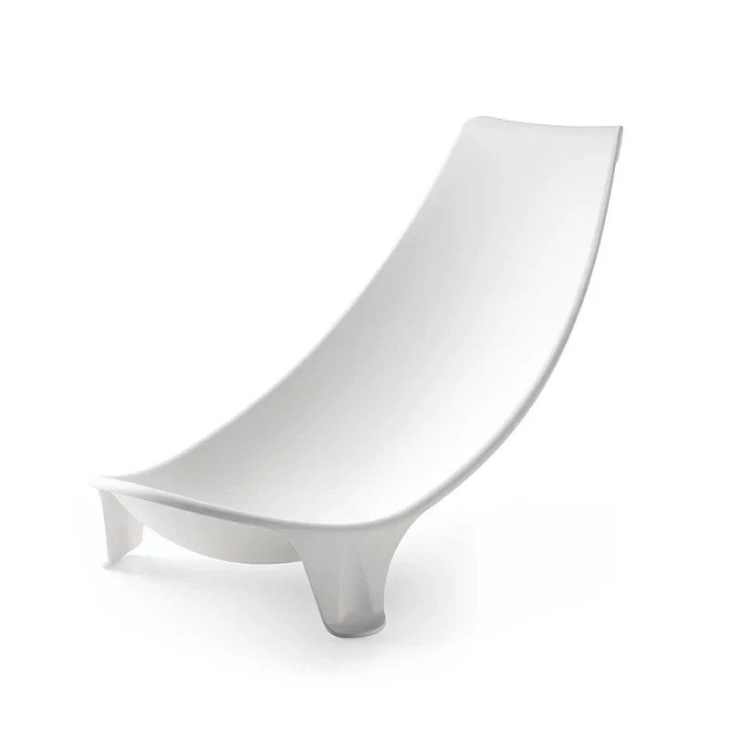Stokke Flexi Bath Newborn Support (Category: Bathtub & Bath Accessories) located in Singapore. Submitted by phoebe_p (Listing ID 1378330674, Image 1). Description: This Stokke Flexi Bath Newborn Support is designed to fit inside the Stokke Flexi Bath. Suitable for newborns and babies up to 8 months or 8 kg. It mimics the ergonomic support of a steady arm and prevents the baby from slipping out. In good condition..