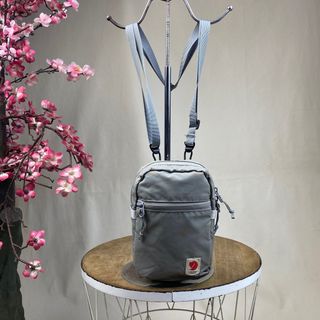 (Kategori: ) berada di . Dikirim oleh mentalitas.thrift (ID iklan 1378198184, Gambar 1). Deskripsi: .