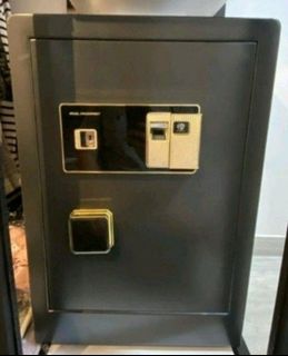 (Category: ) located in . Submitted by furnituresalesg (Listing ID 1378242260, Image 1). Description: .