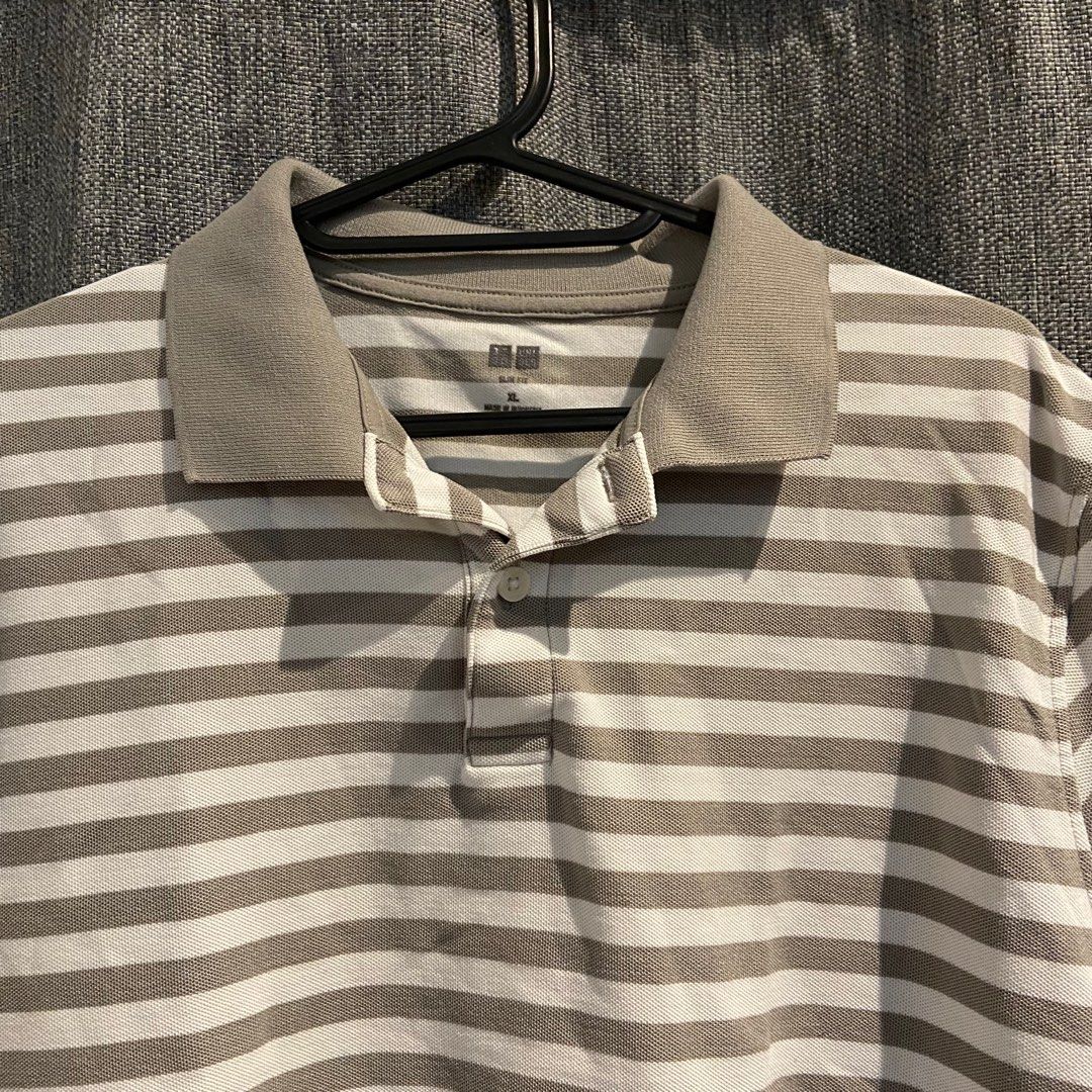 Uniqlo slim fit grey stripe polo (Category: Tshirts & Polo Shirts ) located in Dasmarinas. Submitted by lanyc_ (Listing ID 1378278921, Image 1). Description: Uniqlo slim fit grey stripe poli Measurement: - size XL - 20.5 width - 25.5 length .