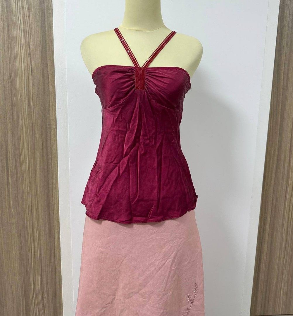 Y2k 2000s thrifted Burgundy Halter Top with Embellishments (Category: Sleeveless) located in Singapore. Submitted by bubblegun (Listing ID 1378225495, Image 1). Description: - Burgundy halter top - Flattering neckline - Delicate embellishments on straps - Perfect for special occasions - Excellent condition.